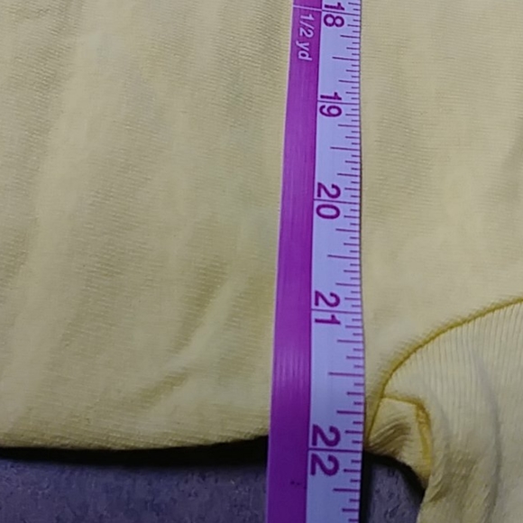 Graphic T-Shirt - Picture 4 of 4